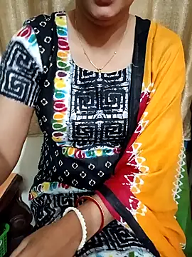 Snapshot of Priya_Boudi chatting on 12/19/24, 12:45 Priya Boudi online show from 12/19/24, 12:45