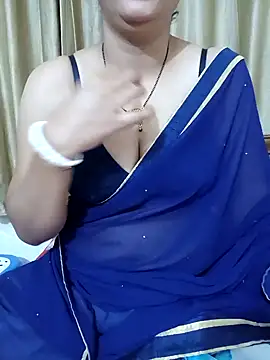 Snapshot of Priya_Boudi chatting on 01/04/25, 07:55 Priya Boudi online show from 01/04/25, 07:55