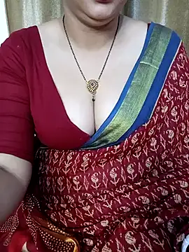 Snapshot of Priya_Boudi chatting on 02/04/25, 04:29 Priya Boudi online show from 02/04/25, 04:29