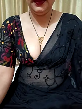 Snapshot of Priya_Boudi chatting on 02/20/25, 04:57 Priya Boudi online show from 02/20/25, 04:57