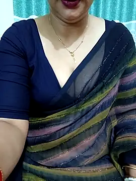 Snapshot of Priya_Boudi chatting on 03/15/25, 05:04 Priya Boudi online show from 03/15/25, 05:04