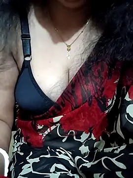 Snapshot of Priya_Boudi chatting on 09/15/25, 06:30 Priya Boudi online show from 09/15/25, 06:30