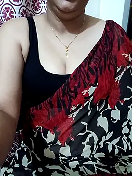 Snapshot of Priya_Boudi chatting on 10/06/25, 06:27 Priya Boudi online show from 10/06/25, 06:27