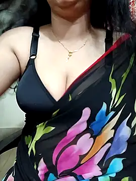 Priya Boudi online show from 11/07/25, 06:19