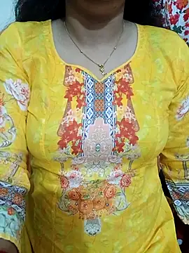 Priya Boudi online show from 02/09/26, 06:23