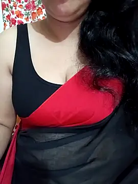 Priya Boudi online show from 04/26/26, 07:00