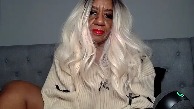 BreanaDivine online show from 12/21/24, 04:14