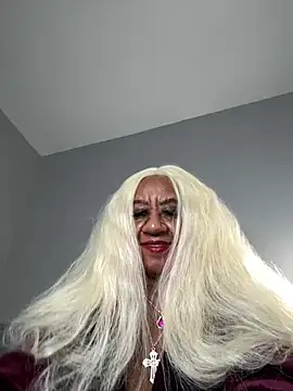 BreanaDivine online show from 02/16/25, 04:21