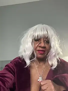 BreanaDivine online show from 02/22/25, 06:41