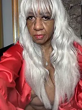 BreanaDivine online show from 12/21/25, 03:46