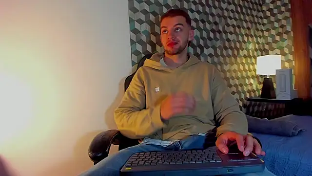 Michael magno online show from 02/11/25, 12:27