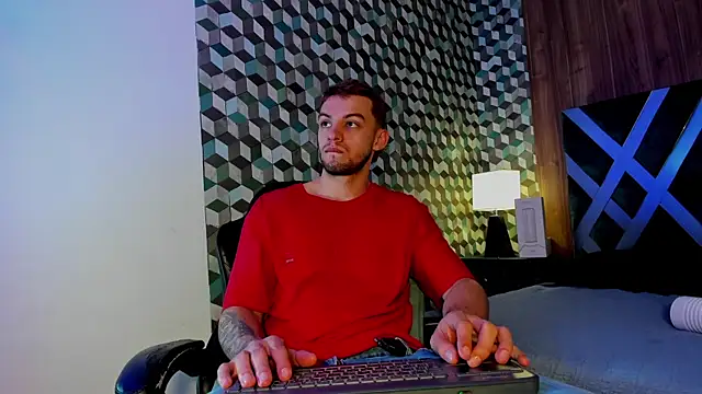 Michael magno online show from 02/18/25, 01:11