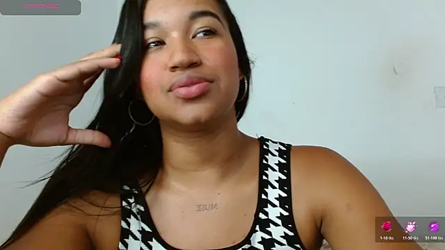 Snapshot of Alexa_priincess chatting on 05/13/26, 04:15 Alexa priincess online show from 05/13/26, 04:15
