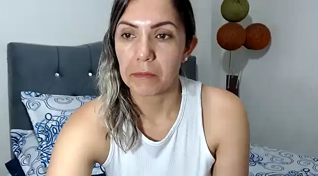 Chantal hott online show from 03/08/25, 01:39