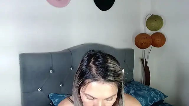 Chantal hott online show from 05/07/26, 06:35