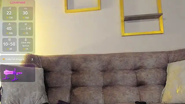 Salome Villa online show from 02/05/25, 09:40