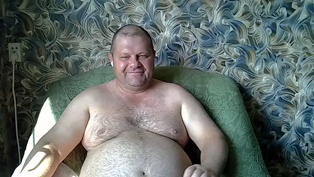 Snapshot of Nilola6 chatting on 05/20/26, 02:40 Nilola6 online show from 05/20/26, 02:40
