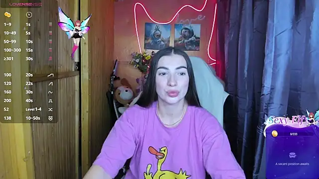 Fiery Brunette  online show from 01/25/25, 07:06