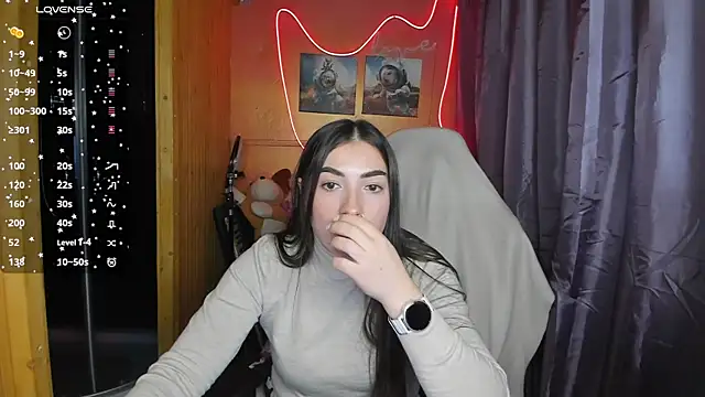 Fiery Brunette  online show from 02/27/25, 11:52