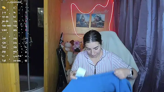 Fiery Brunette  online show from 03/02/25, 11:18