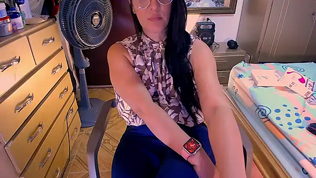 BitterMomXxx online show from 12/05/24, 03:48