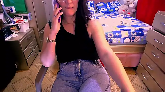 BitterMomXxx online show from 02/09/25, 02:17