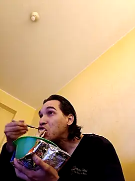 Alamleo36 online show from 10/28/25, 07:05