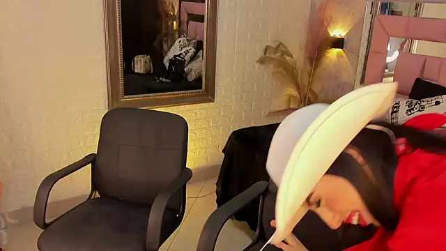 catalina  23 online show from 01/14/25, 10:55