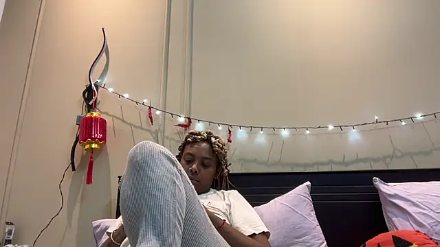 ChocolateCakeQueen online show from 03/09/25, 02:39