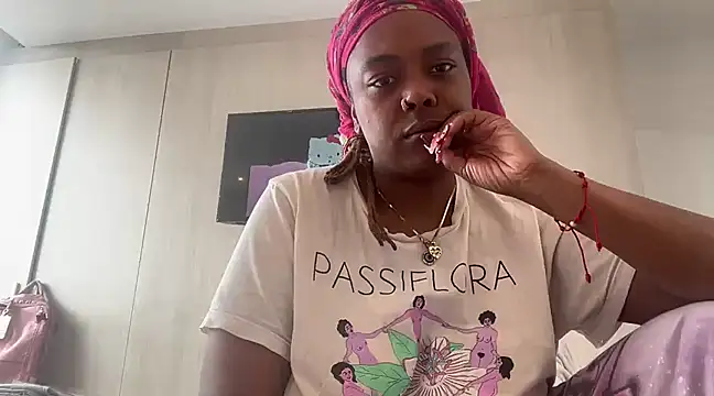 ChocolateCakeQueen online show from 03/16/25, 07:49