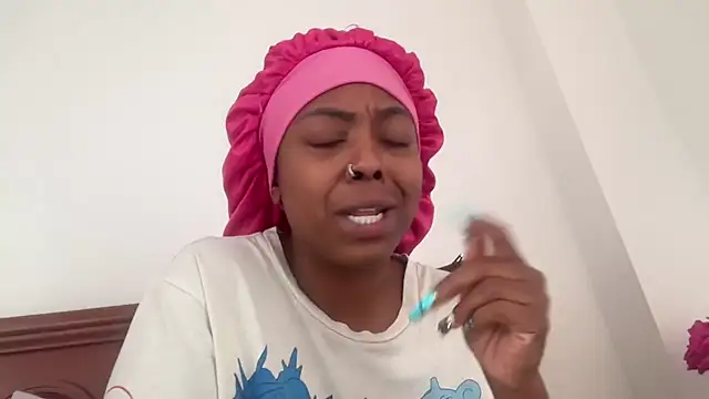 ChocolateCakeQueen online show from 10/01/25, 01:28