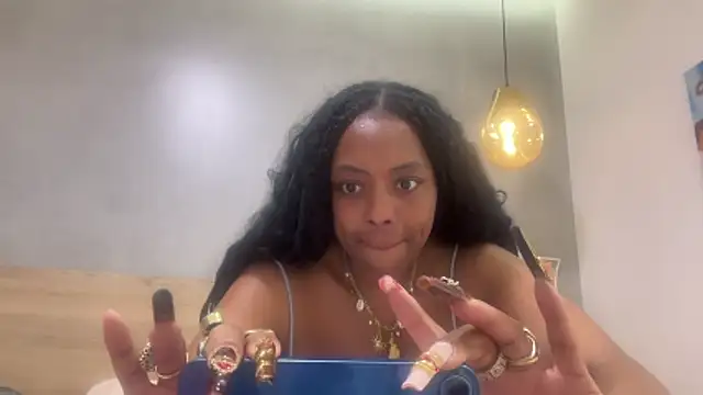 Snapshot of ChocolateCakeQueen chatting on 05/03/26, 12:38 ChocolateCakeQueen online show from 05/03/26, 12:38