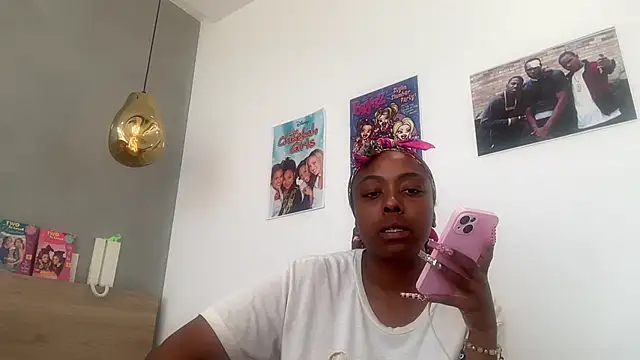 Snapshot of ChocolateCakeQueen chatting on 05/29/26, 03:10 ChocolateCakeQueen online show from 05/29/26, 03:10