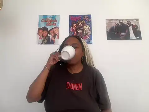 ChocolateCakeQueen online show from 07/28/26, 01:54