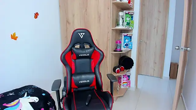  amanda seyfried19 online show from 12/12/24, 06:31