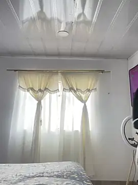 hannahb-e online show from 02/07/25, 02:26