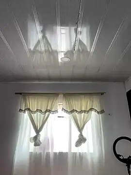 hannahb-e online show from 10/07/25, 05:21