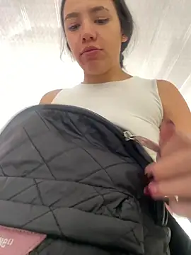 hannahb-e online show from 02/13/26, 06:37