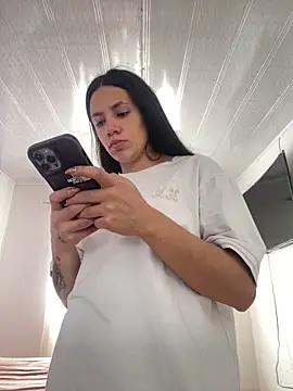 hannahb-e online show from 03/03/26, 04:13