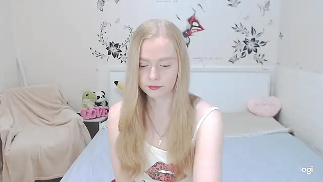 alice de online show from 12/04/25, 11:13