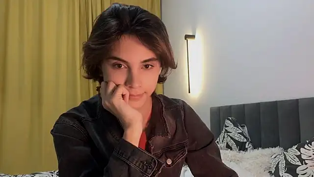 Snapshot of k0sta_ chatting on 01/22/25, 08:06 k0sta online show from 01/22/25, 08:06