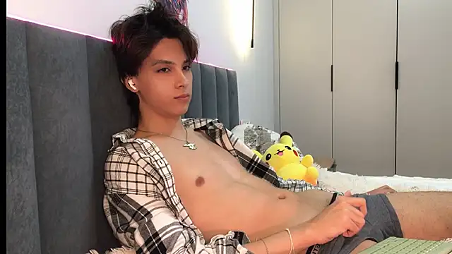 Snapshot of k0sta_ chatting on 02/15/25, 01:10 k0sta online show from 02/15/25, 01:10