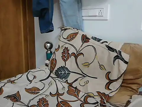 Snapshot of Tamil_Boy28 chatting on 02/23/25, 05:29 Tamil Boy28 online show from 02/23/25, 05:29