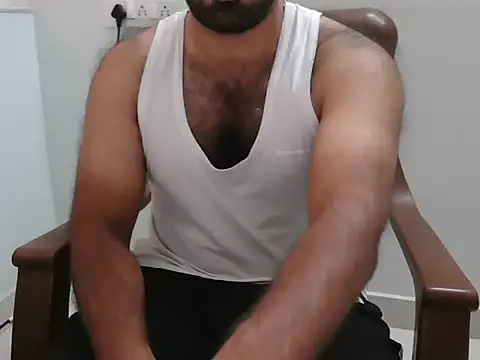 Snapshot of Tamil_Boy28 chatting on 11/16/25, 01:44 Tamil Boy28 online show from 11/16/25, 01:44