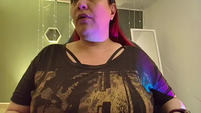 Sammy owens  online show from 01/11/25, 03:42