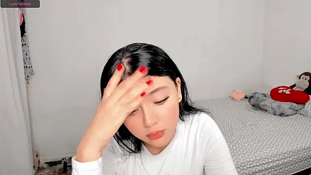 Snapshot of Sarah_angell chatting on 12/30/24, 01:47 Sarah angell online show from 12/30/24, 01:47