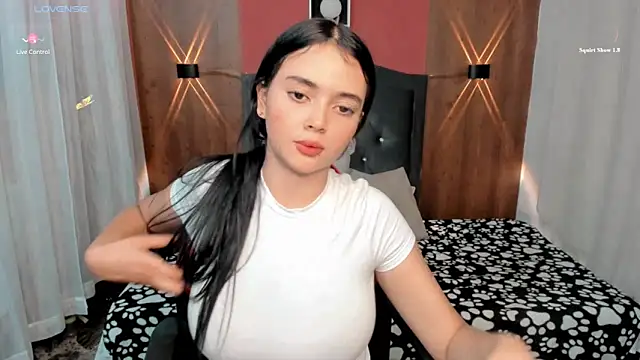 Snapshot of Sarah_angell chatting on 01/16/25, 08:46 Sarah angell online show from 01/16/25, 08:46