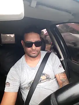 hecwil8 online show from 11/05/25, 11:21