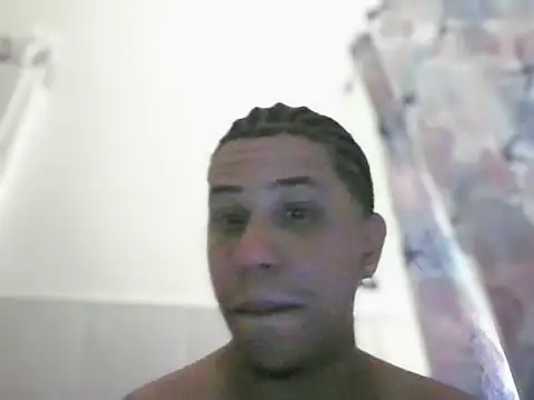 Snapshot of flakoGang chatting on 07/16/26, 02:56 flakoGang online show from 07/16/26, 02:56