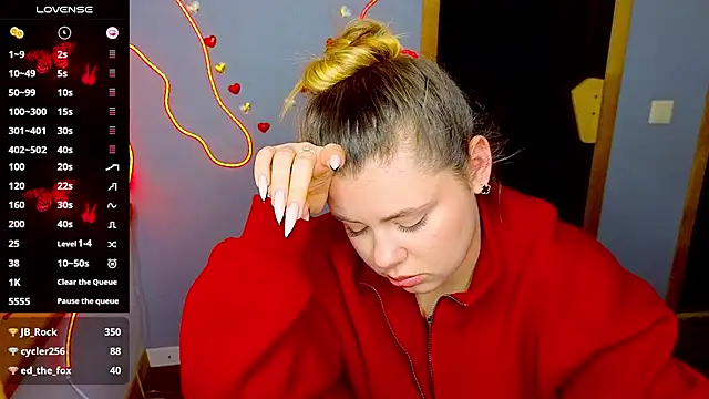 IsabellaBler online show from 02/17/25, 06:31